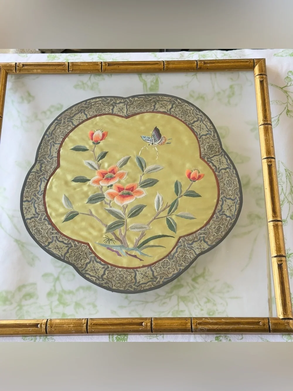 Antique Chinese Hand Embroidered Forbidden Stitch 100% Silk Art Framed Decor